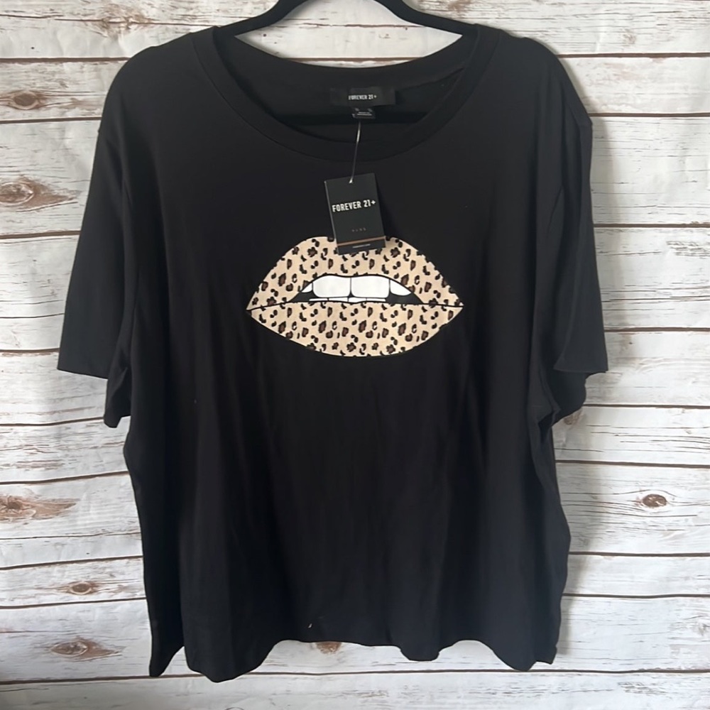 Forever 21 Plus Cheetah Lips Black Short Sleeve Tee 3X